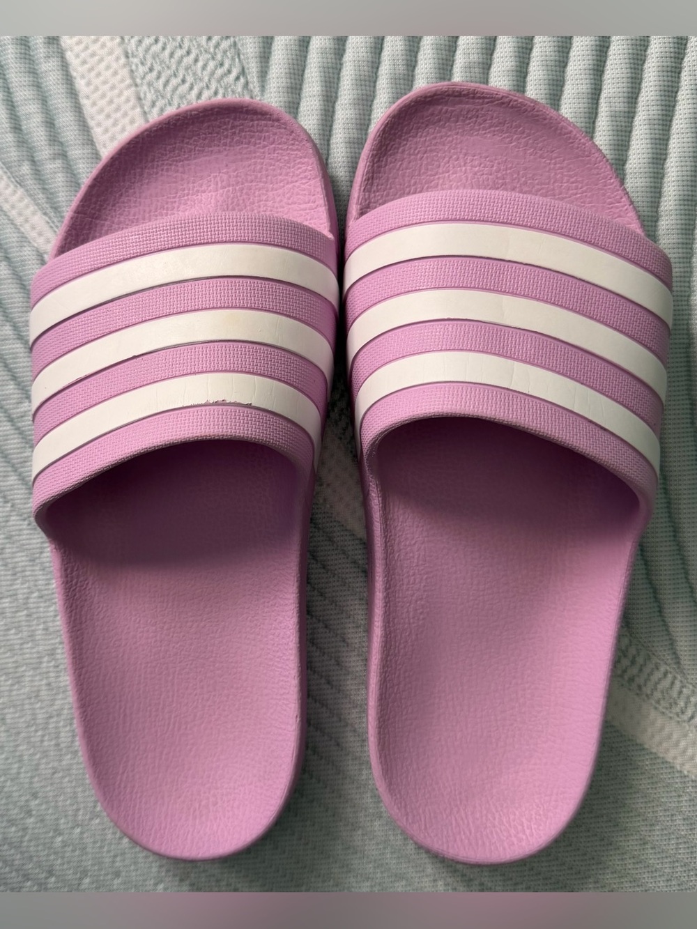 ADIDAS WOMEN’S ADILETTE AQUA SLIDES